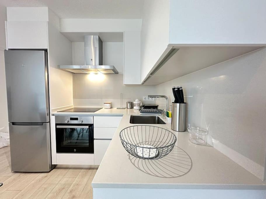New Port, Free Parking Ybh 5A Apartment Виго Екстериор снимка