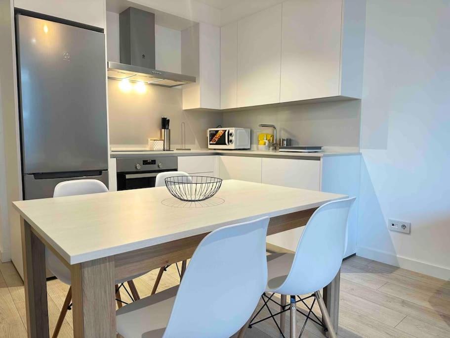 New Port, Free Parking Ybh 5A Apartment Виго Екстериор снимка