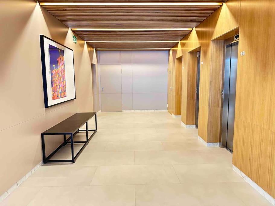 New Port, Free Parking Ybh 5A Apartment Виго Екстериор снимка