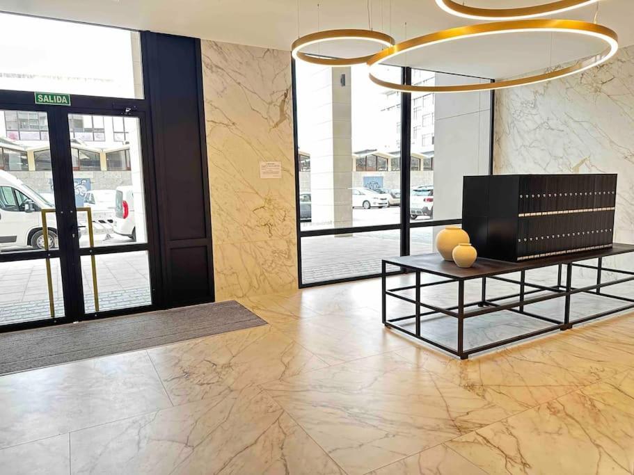 New Port, Free Parking Ybh 5A Apartment Виго Екстериор снимка